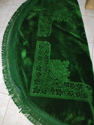 Velvet round tablecloth