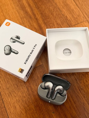Xiaomi Buds 5 Pro Bluetooth handsfree σαν καινούργιο με θήκη Titan Gray