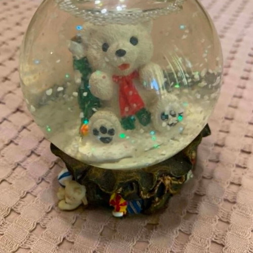 Goody's Christmas Collectible Set like new, 10 pieces including plush bears