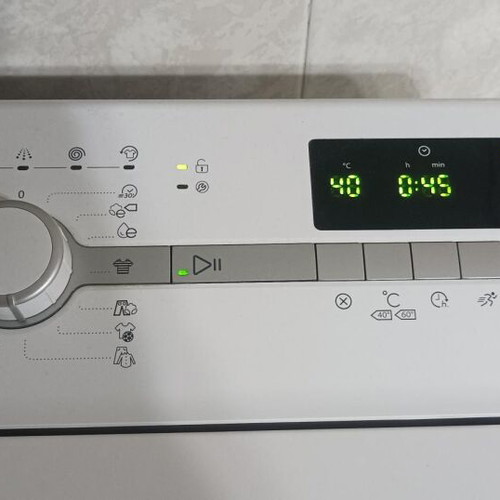 Whirlpool washing machine 7kg and Pitsos inox fridge used set