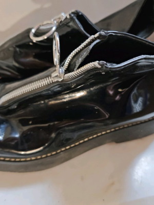 Zara patent leather ankle boots used, size 40, black