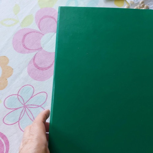 Moleskine box with two gardening journals new product