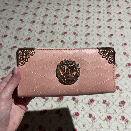 Pink wallet used, like new