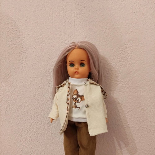 Bella doll used, very good condition
