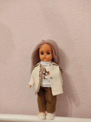 Bella doll used, very good condition