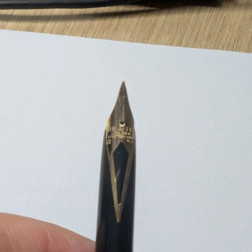 Sheaffer Targa Slimline 679s fountain pen used, black and gold