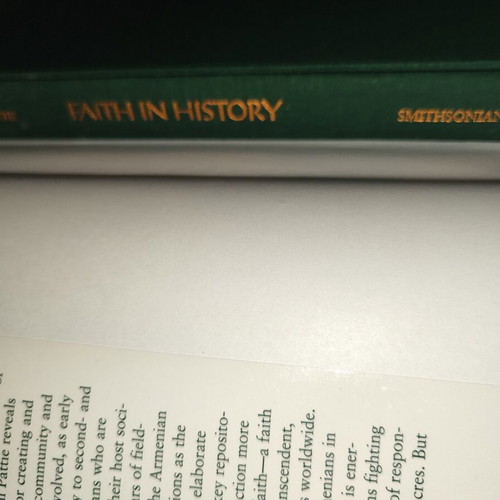Faith in History Armenians Rebuilding Community book new, English edition