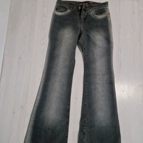 Denim flare jeans like new with pocket details, size M 38 10