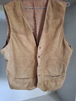Men's suede vest camel used, XL size