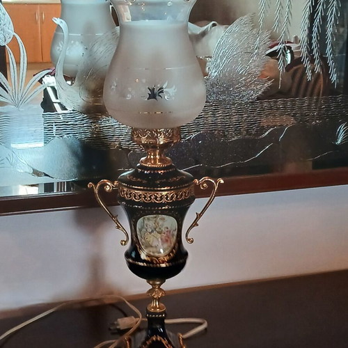 Limoges porcelain table lamp, 65cm height