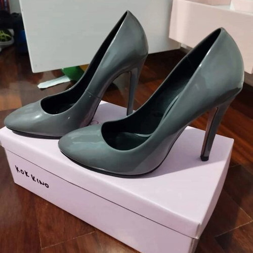Zara gray patent leather pumps size 36 new