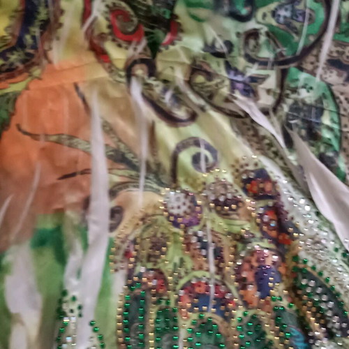 Summer dress medium like new, multicolored with back design