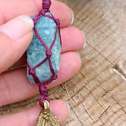 Macrame necklace with aquamarine new, handmade pendant