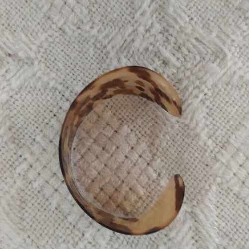 Leopard bracelet like new, brown