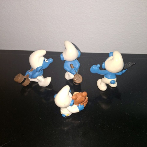 Smurfs collectible figures like new