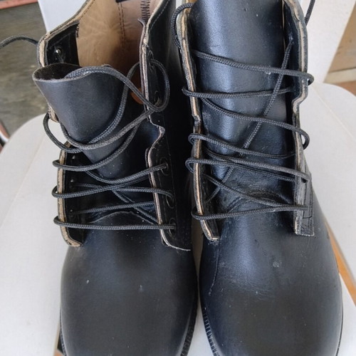 Military leather boots size 43 used, black