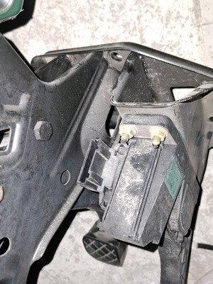 Vw Polo pedal assembly used