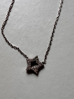 Silver necklace with stones gold plated, like new