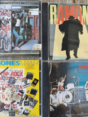 Ramones CD pack of 4 like new, authentic