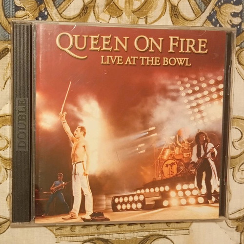 Queen On Fire Live At The Bowl 2004 double CD like new