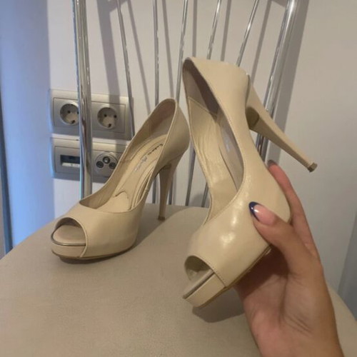 Tsakiris Mallas cream peep-toe high heels, size 37