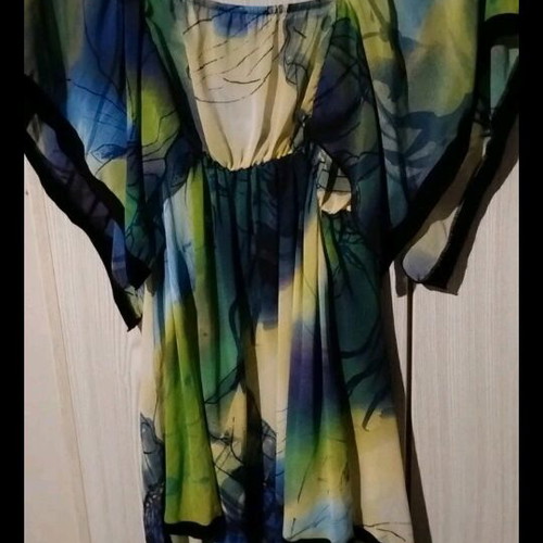 Garantie asymmetrical blouse like new