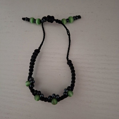 Ethnic necklace and bracelet set with green stones like new