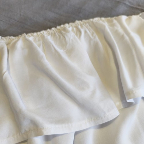 Off Shoulder Top like new, white with decorative buttons
