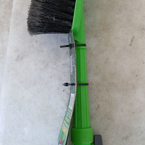 Car washing brush with plastic valve new