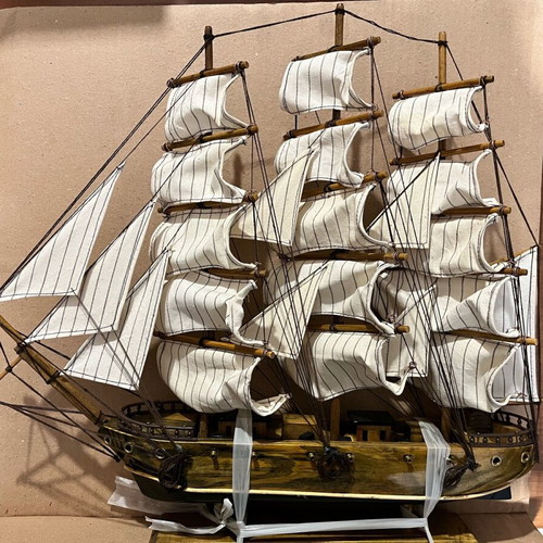 Christmas ship like new