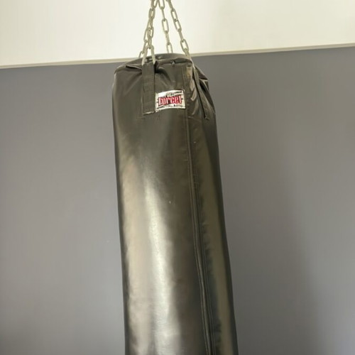 Boxing bag like new for training