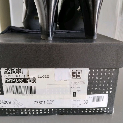 Fratelli Rossetti patent leather pumps new, size 39, black