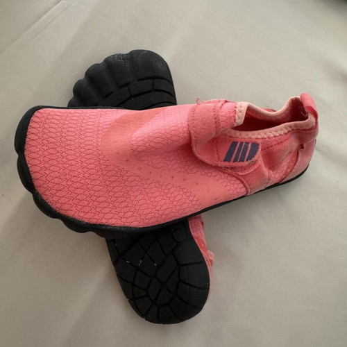 Water shoes size 35 new