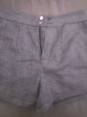 Shein women's shorts like new, size L, gray