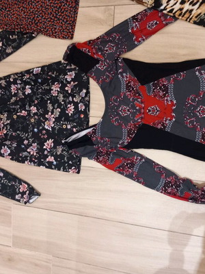 Dresses size S, pack of 4 pieces
