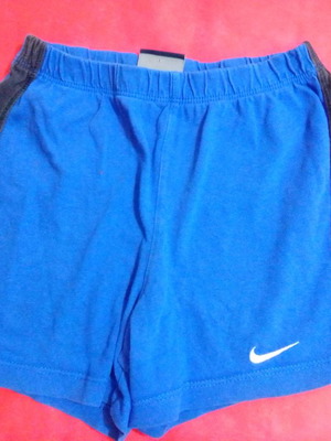 Nike σορτς παιδικό σαν καινούργιο, μπλε, μέγεθος 90-96 cm