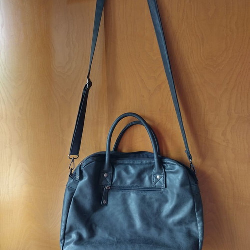 Large Enrico Benetti women's bag like new, dark gray with many pockets