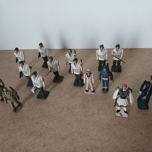Pal Vintage Military Figures Used, Pack of 15, 1960s