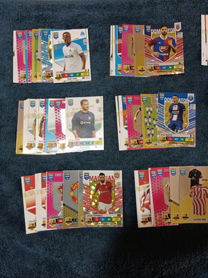 FIFA 365 Adrenalyn XL 2023 cards used, set of 225 without duplicates