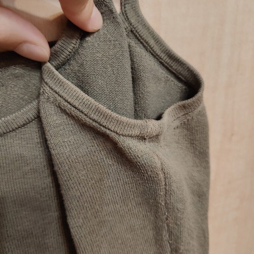 Monsoon women's top like new, size Large, olive green