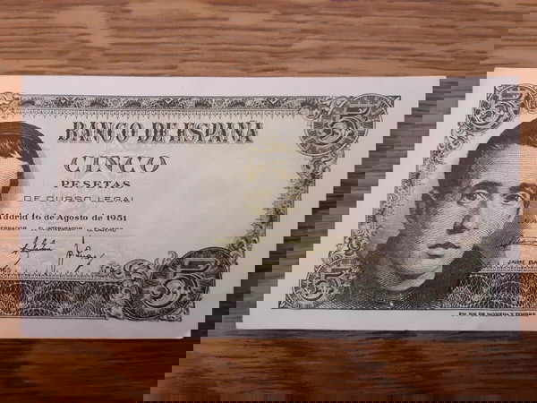 ΙΣΠΑΝΙΑ 5 PESETAS ( 16/08/1951 ) ΑΚΥΚΛΟΦΟΡΗΤΟ / BANCO DE ESPANA 5 ( CINCO ) PESETAS  P # 140 UNC