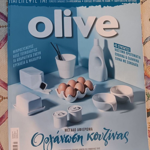 Cookbooks and magazines used for kitchen