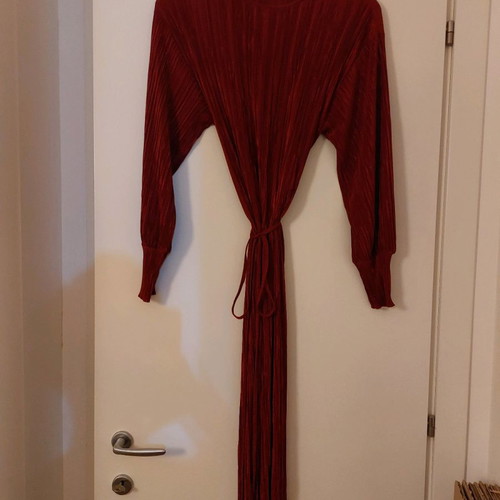 ZARA burgundy midi dress used, size S -  10,00 - Vendora.cy