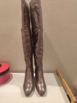 Fullah Sugah women's boots silver new, size 37