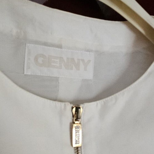 Genny white blazer like new