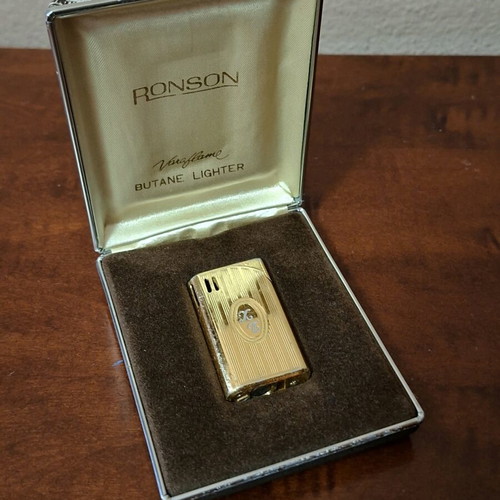 Vintage Rohnson lighter used with original case