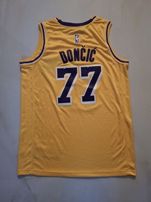 Jersey Doncic Lakers καινούργιο επίσημο αντίγραφο