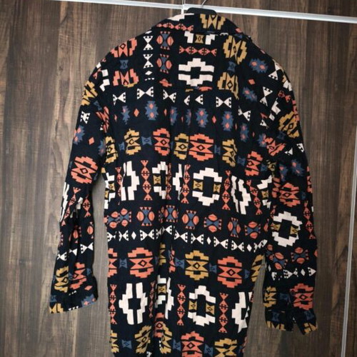 Monki Oversized Shirt like new with ethnic/geometric print size M