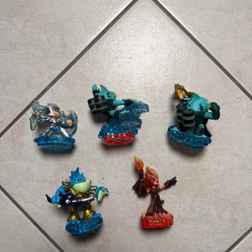 Skylanders figures like new, lot of 15, rare Series 2, 3 and 4 variants