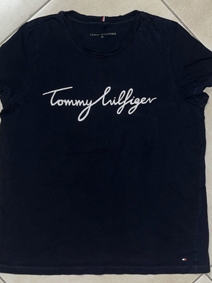 Tommy Hilfiger T-Shirt Navy Signature Script Logo size XL like new